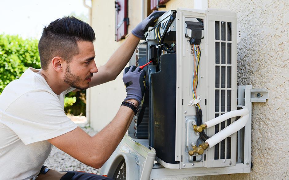 je recherche un électricien Margency